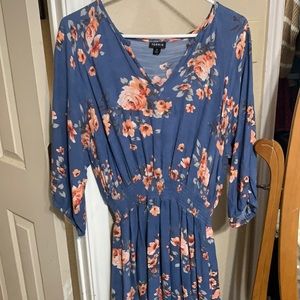 plus size flowy floral dress